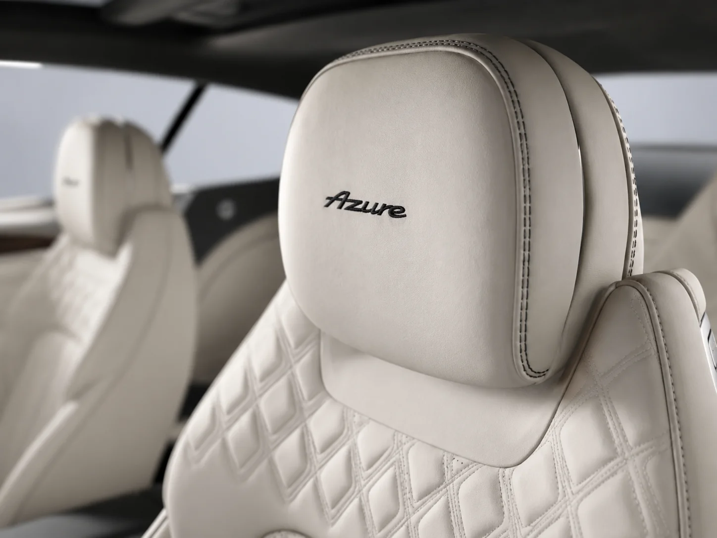 Bentley Continental GT Azure &mdash; galeriifoto 23