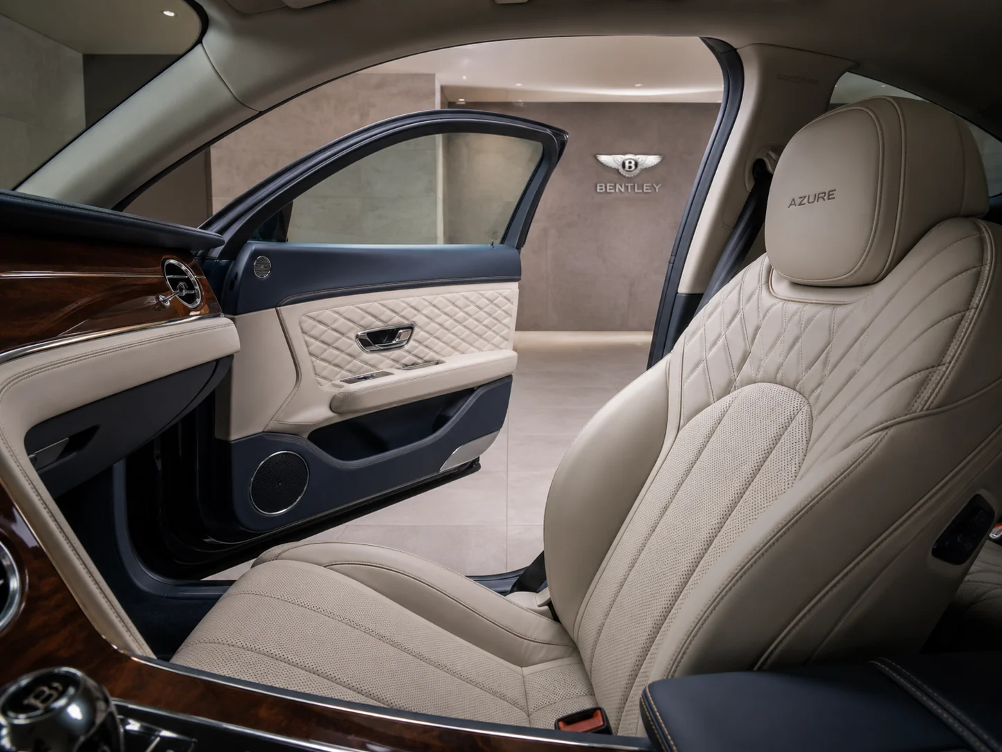 Bentley Continental GT Azure &mdash; galeriifoto 8